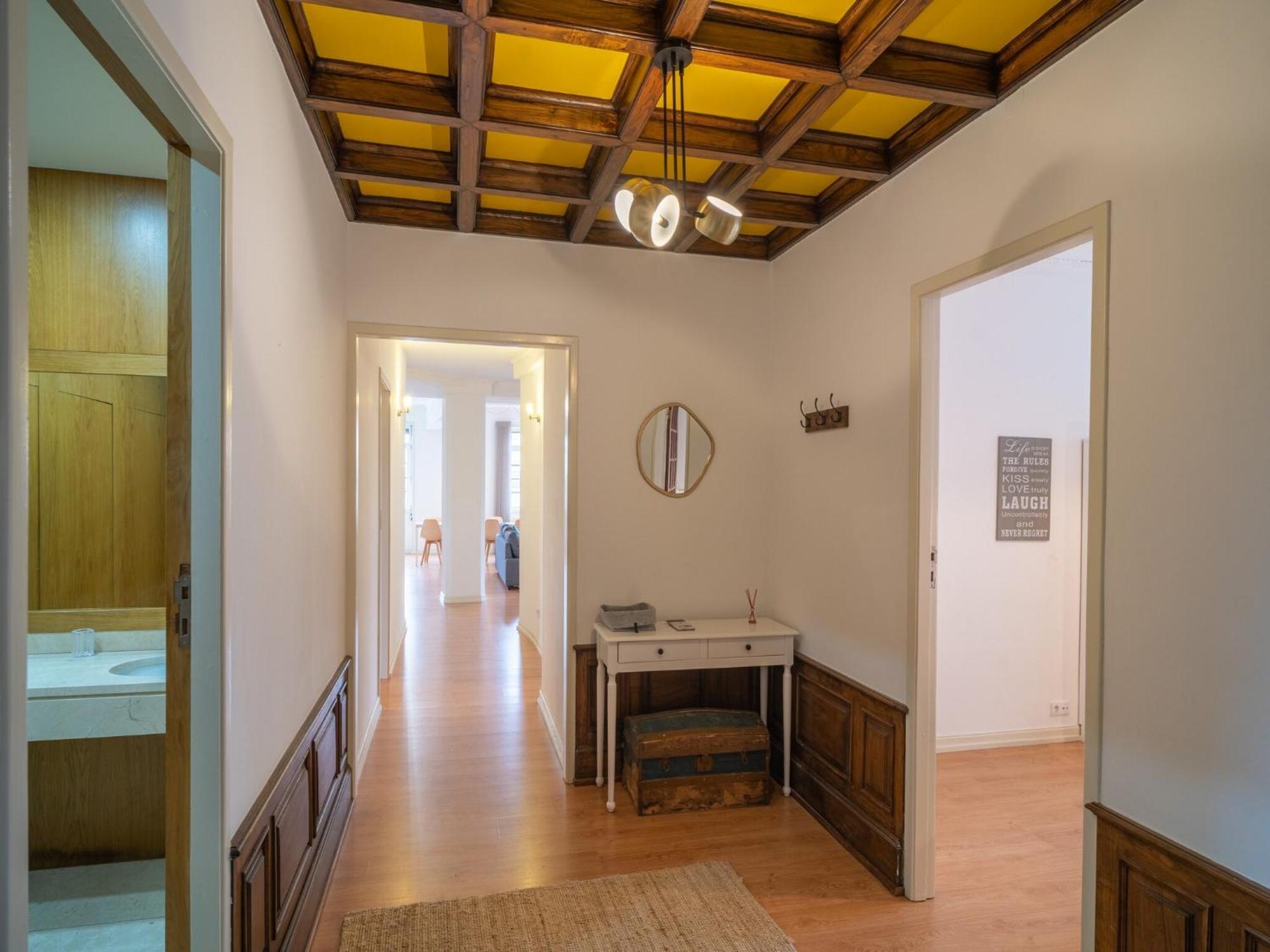 Modern For 13 Guests Oporto
