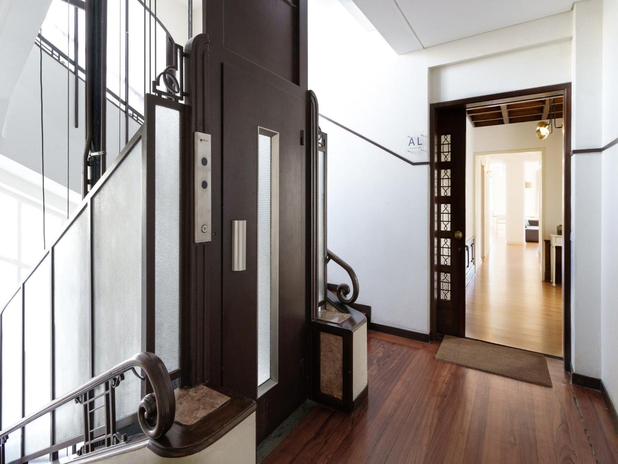 Modern For 13 Guests Appartement